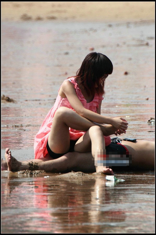 ����ɳ̲���ǶԿ��ŵ����²����գ�ͼ��