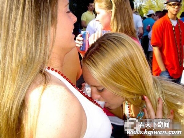 ����Ů���ȾƵķ������