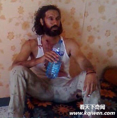 卡扎菲儿子穆塔西姆甚为壮烈 临刑前表情冷静(组图)